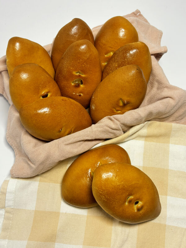Пирожки с грушей и яблоком
