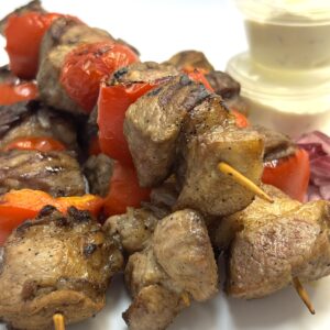 шашлык из свиной шеи с овощами 1